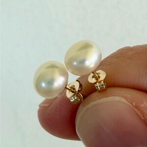 Vintage 14K Gold Earrings with Fresh Water White Pearls Women’s